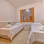 Villasgarda - Leone Vila Salionze