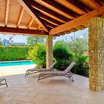 Vila Villasgarda - Leone