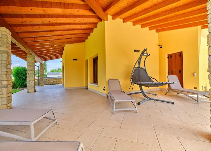 Villasgarda - Leone Villa
