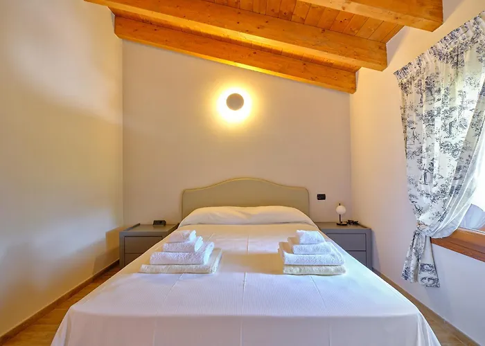 Villa Villasgarda - Leone Salionze