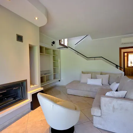 Villasgarda - Leone Villa Salionze