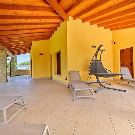 Villasgarda - Leone Villa