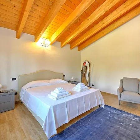 Villa Villasgarda - Leone