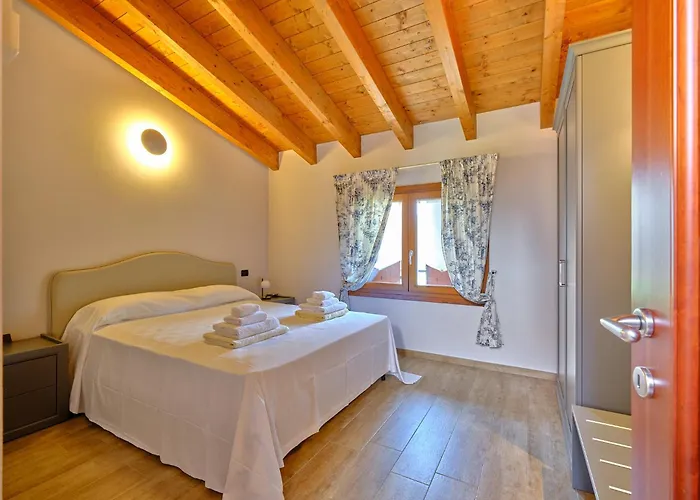 Villa Villasgarda - Leone Salionze